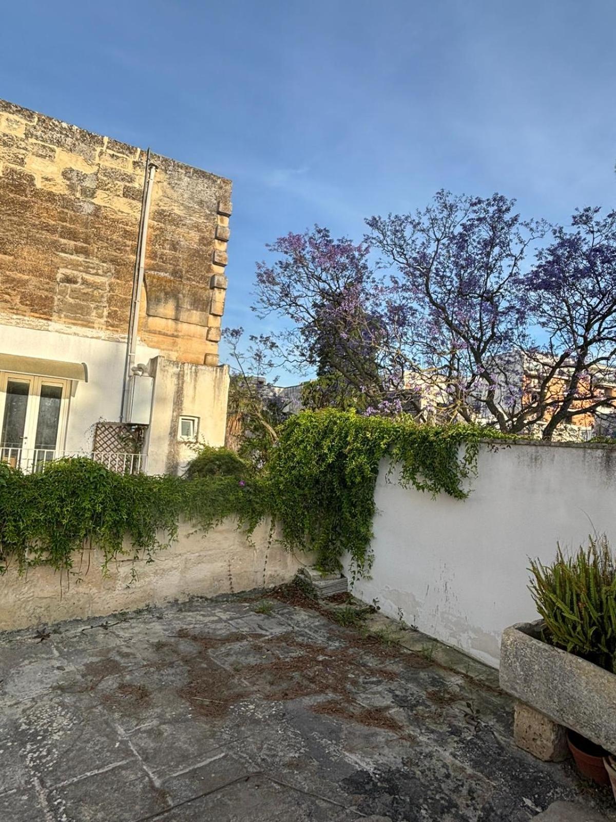 Hotel Terrazza Brancaccio Lecce Exterior foto